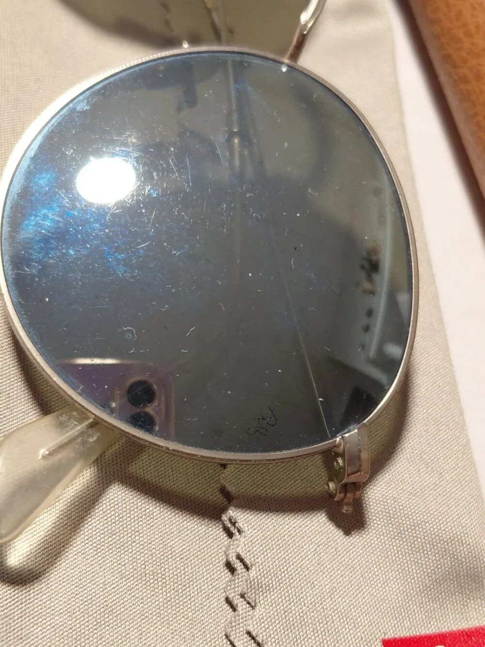 Ray-Ban Round Metal Sunglasses - Silver Frame & Case